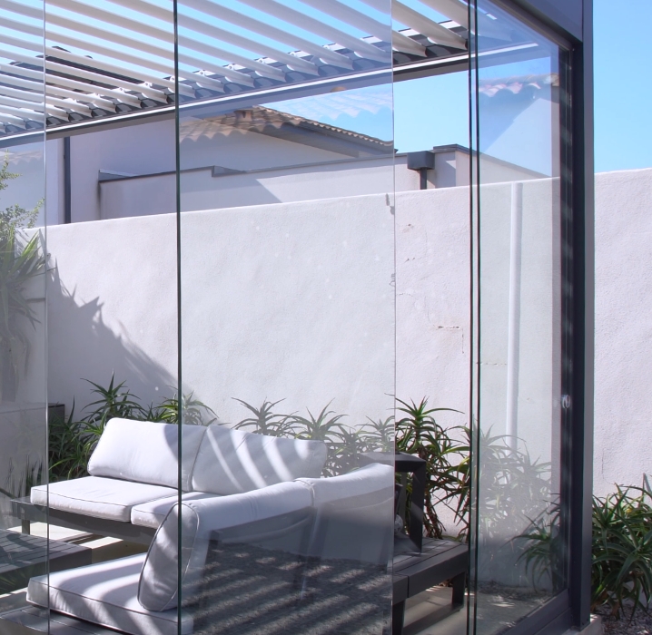Pergola vitrée bioclimatique Veralys