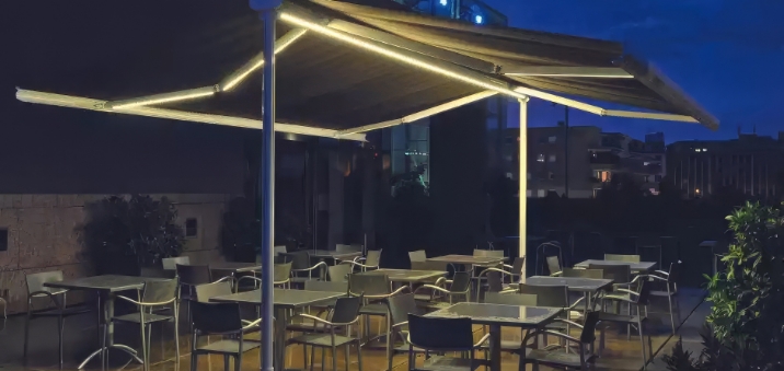 Store terrasse grenat